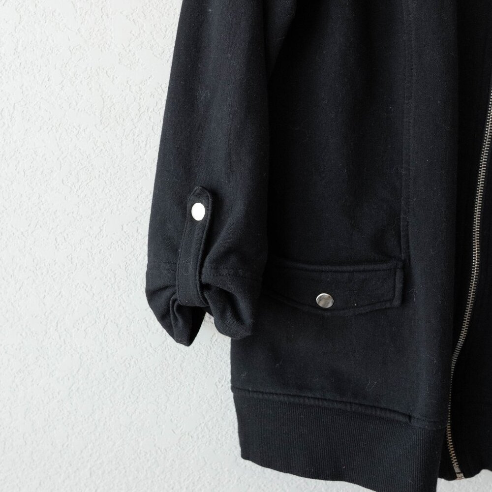 Karen Scott Size Small Black Jacket Full Zip Gold Hardware Roll Tab Sleeves - Picture 6 of 7